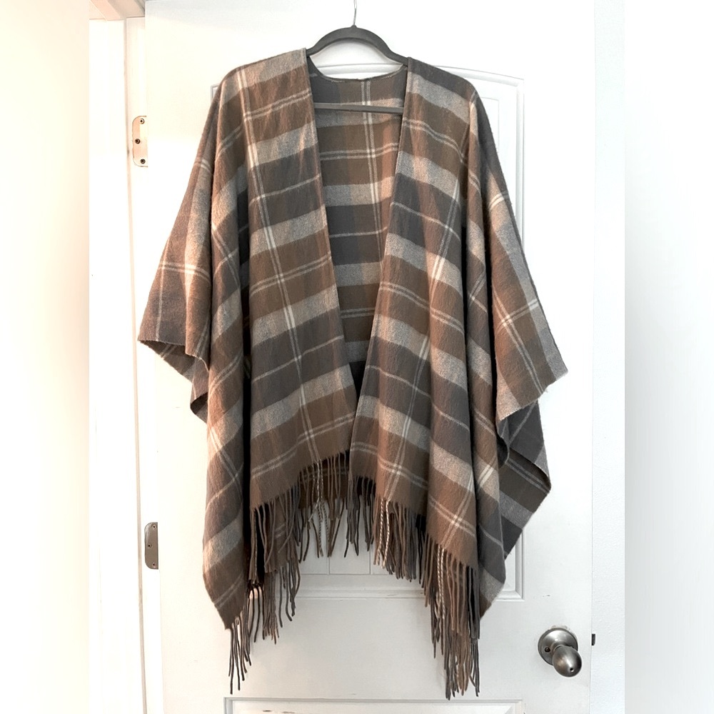 Worth New York - soft wool poncho / wrap